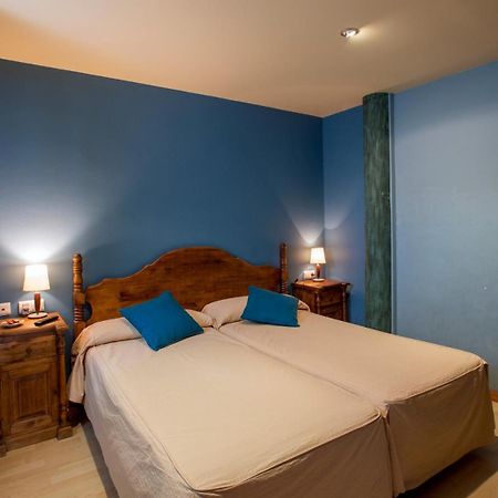 Hotel Rural Los Cerezos De Yanguas Bagian luar foto