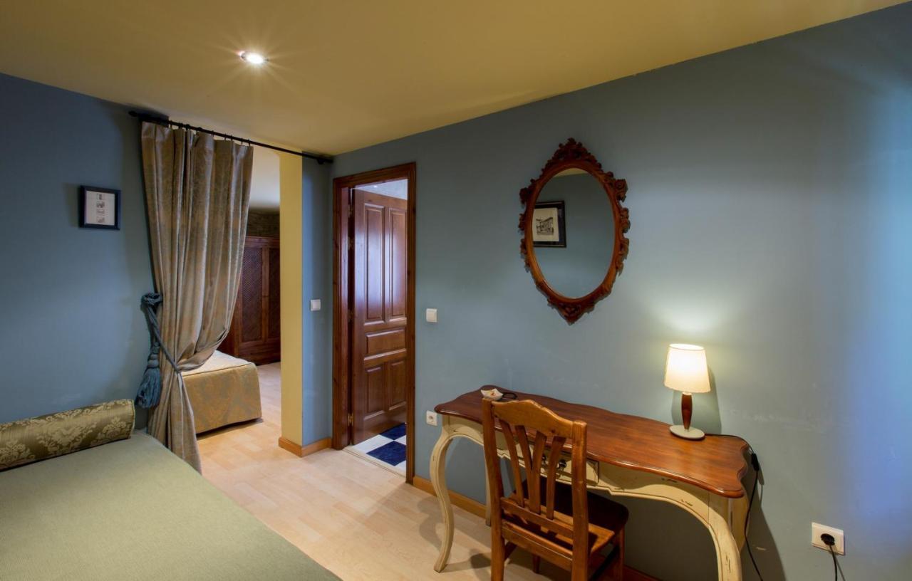 Hotel Rural Los Cerezos De Yanguas Bagian luar foto