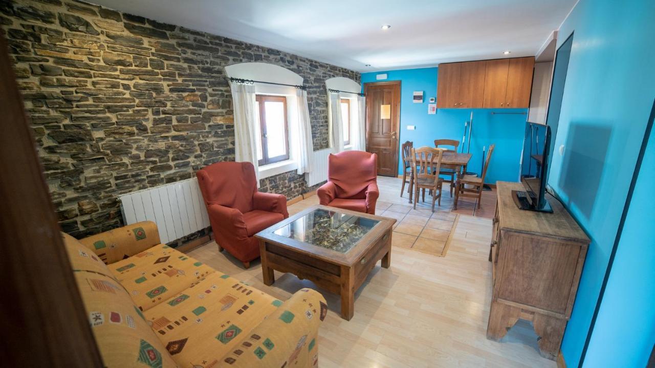 Hotel Rural Los Cerezos De Yanguas Bagian luar foto