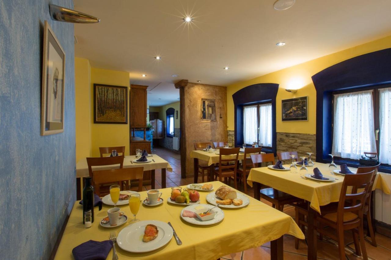 Hotel Rural Los Cerezos De Yanguas Bagian luar foto