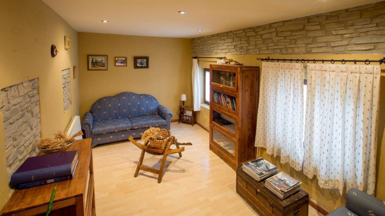 Hotel Rural Los Cerezos De Yanguas Bagian luar foto