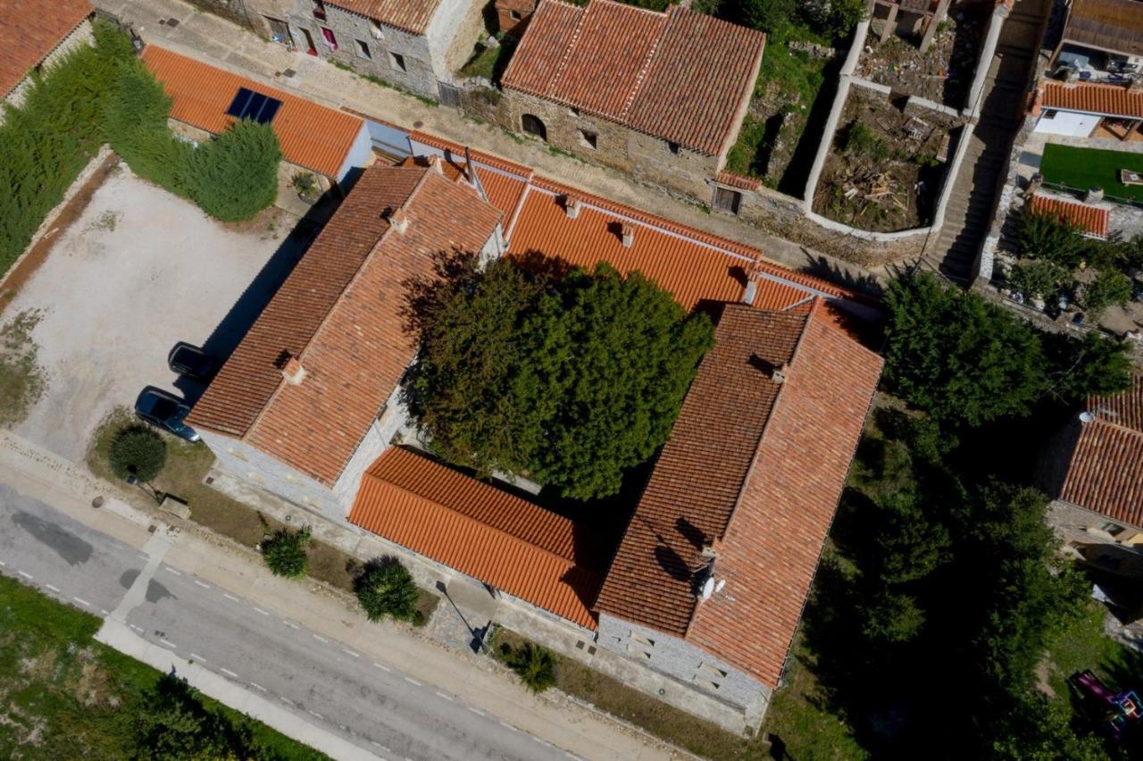 Hotel Rural Los Cerezos De Yanguas Bagian luar foto